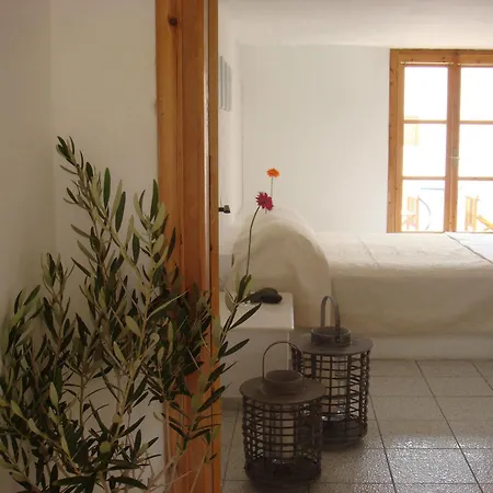Elmarel Apartment