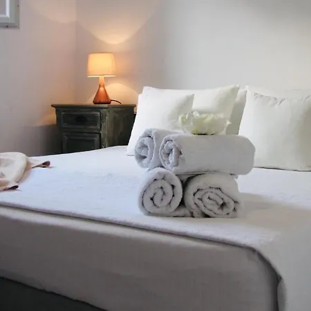 Elmarel Apartment *
