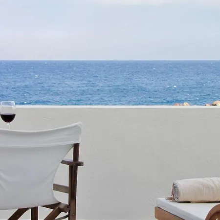 Elmarel Kamari (Santorini)